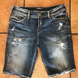Silver Jean Co Destroyed Denim Jeans 30